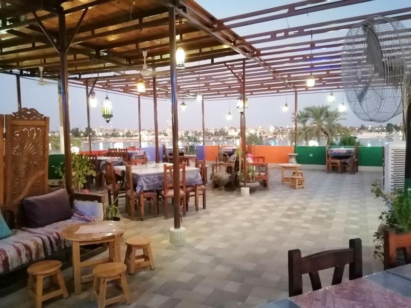 Nile Valley Hotel 3*