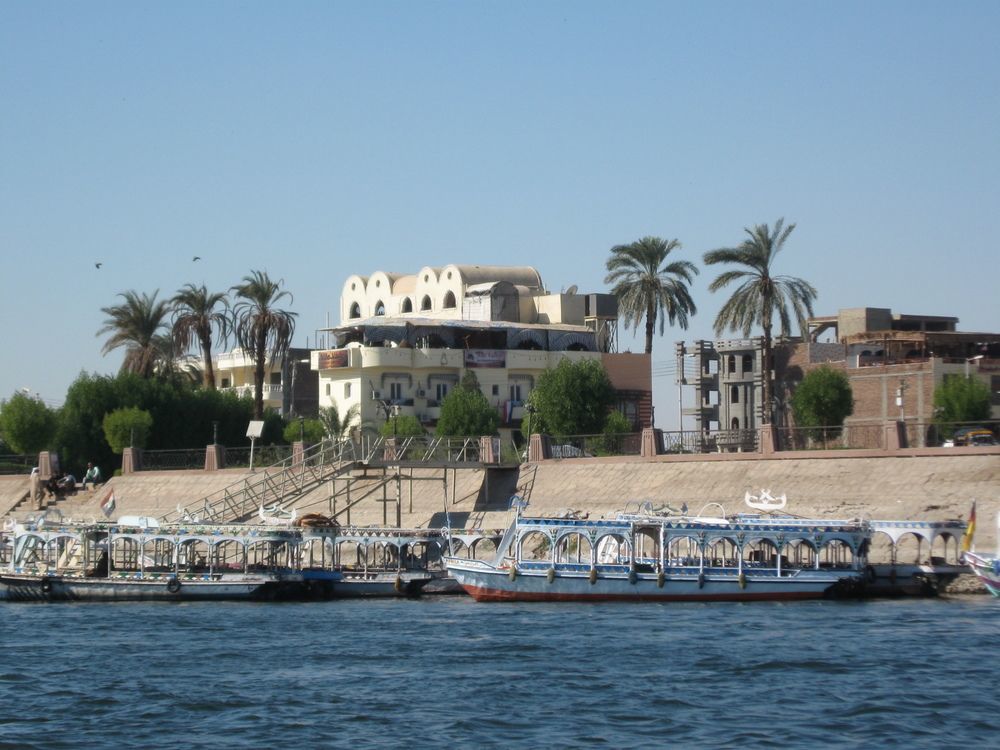Nile Valley 3*
